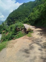 Unsafe Road Condition Puts Travelers at Risk on Keureni–Khalte–Sunaulabazar Route