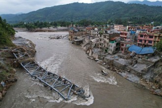Himalayan Flood Catastrophe: Death Toll Surpasses 950 as Thousands Remain Missing in Nepal and Tibet