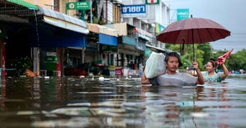 Thailand Declares Two-Day Civil Service Holiday as Severe Flooding Disrupts Bangkok Region