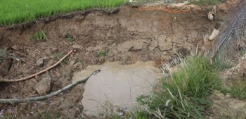 Van Mysteriously Sinks Underground in Hetauda, Raising Alarms Over Groundwater Management